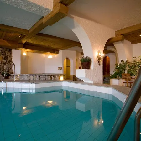 Jochpass: With Lanig Wellness Access Apartment